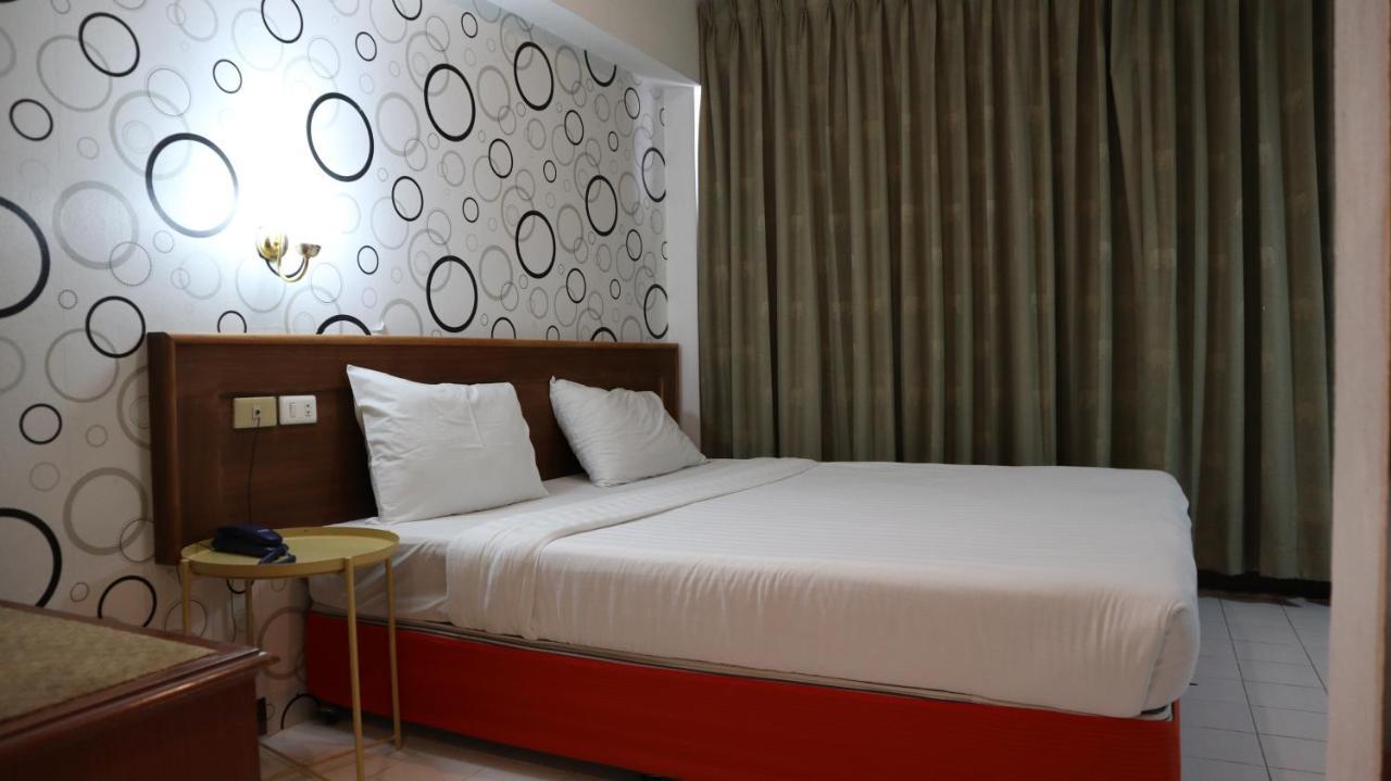 Patong Triple P Hotel Kültér fotó